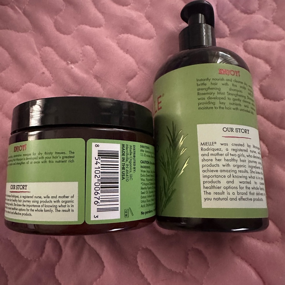 Rosemary Mint Strengthening Shampoo - Green - Picture 2 of 2